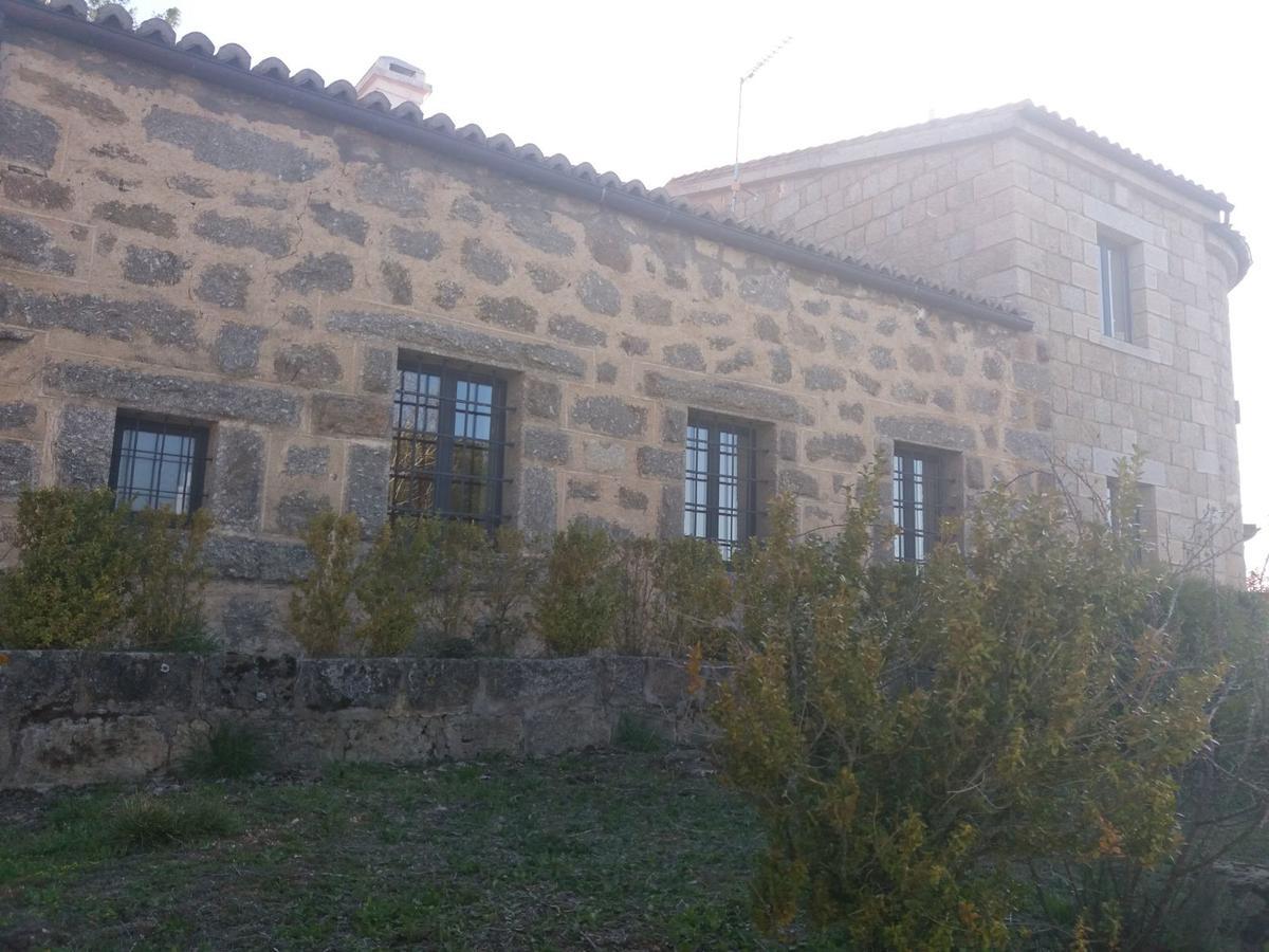 Casa Rural De Benjamin Palencia Villafranca de la Sierra Ngoại thất bức ảnh