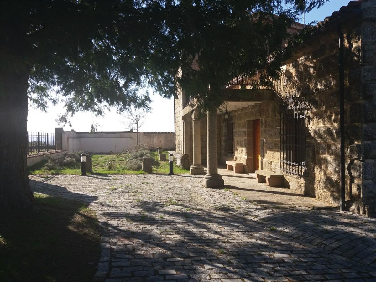 Casa Rural De Benjamin Palencia Villafranca de la Sierra Ngoại thất bức ảnh
